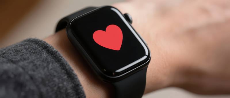 智能手表心形图案图片