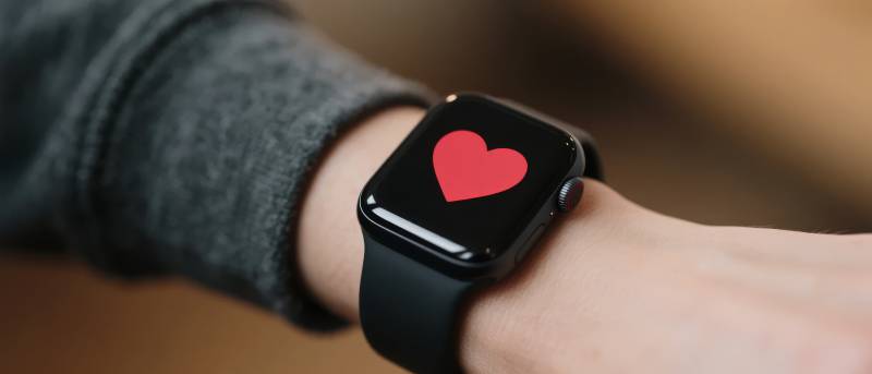 智能手表心形图案图片