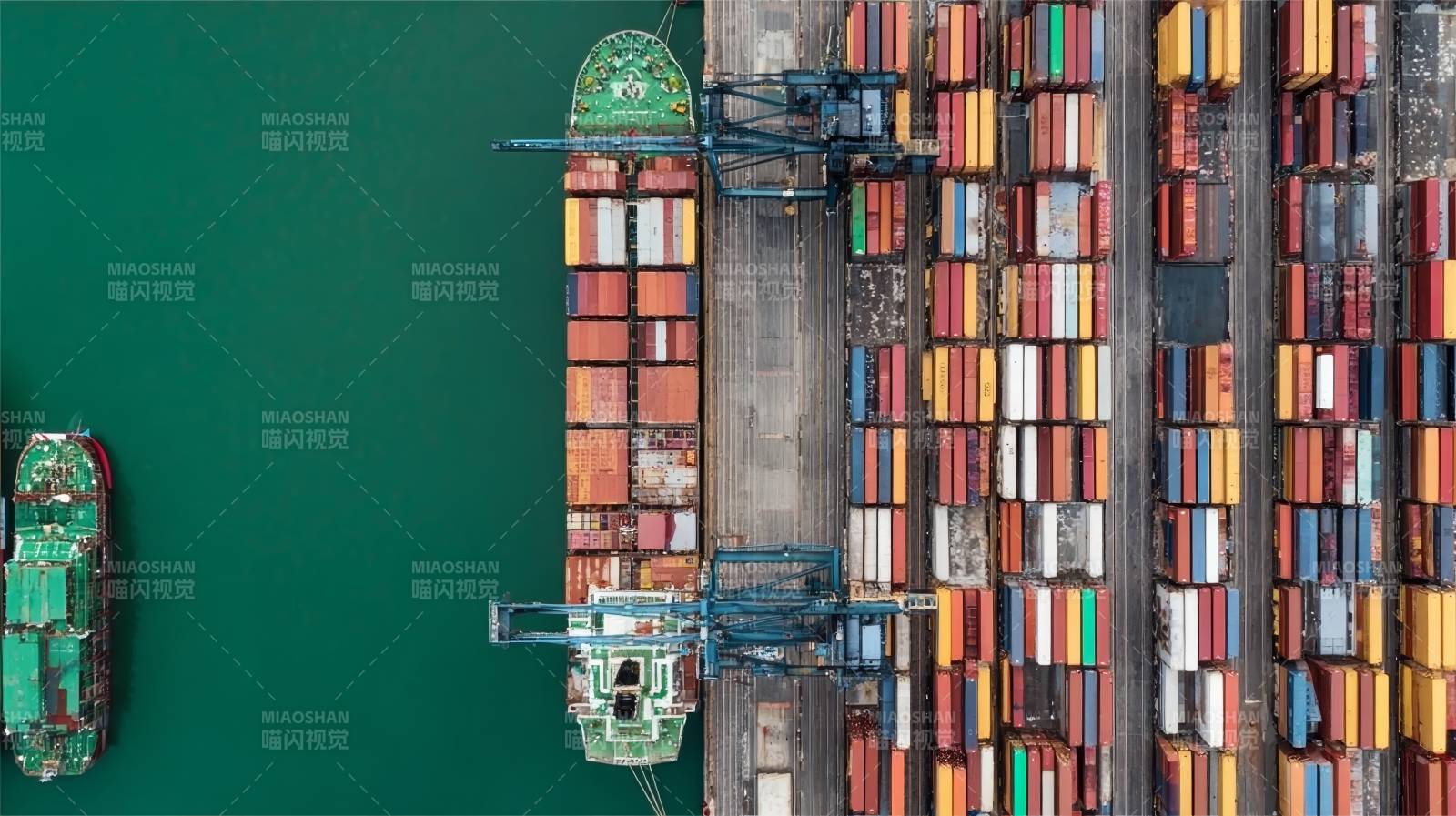 港口集装箱装卸图片