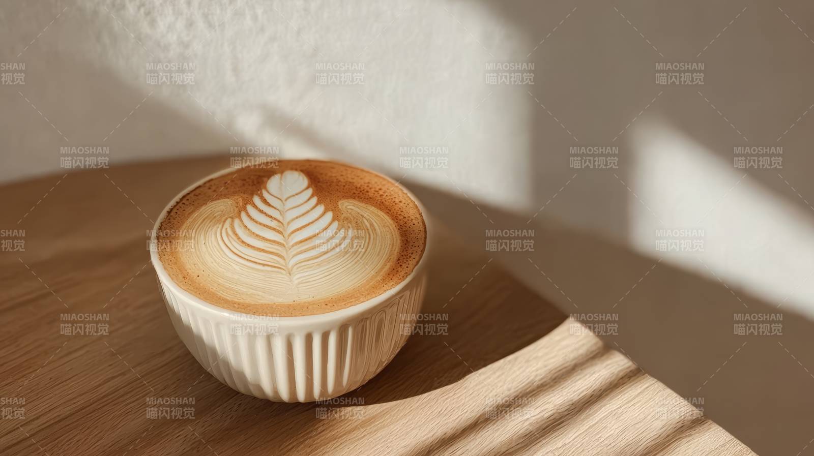 咖啡拉花艺术图片