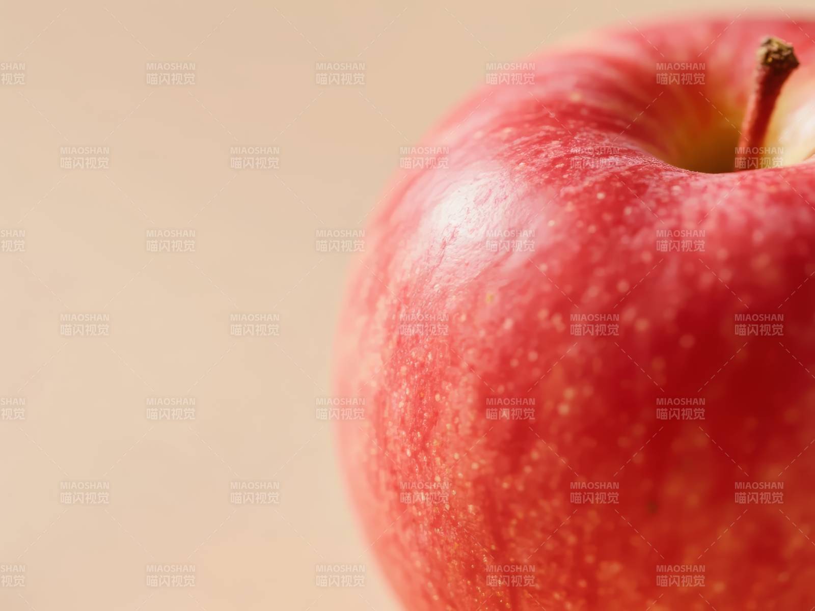 红苹果特写图片