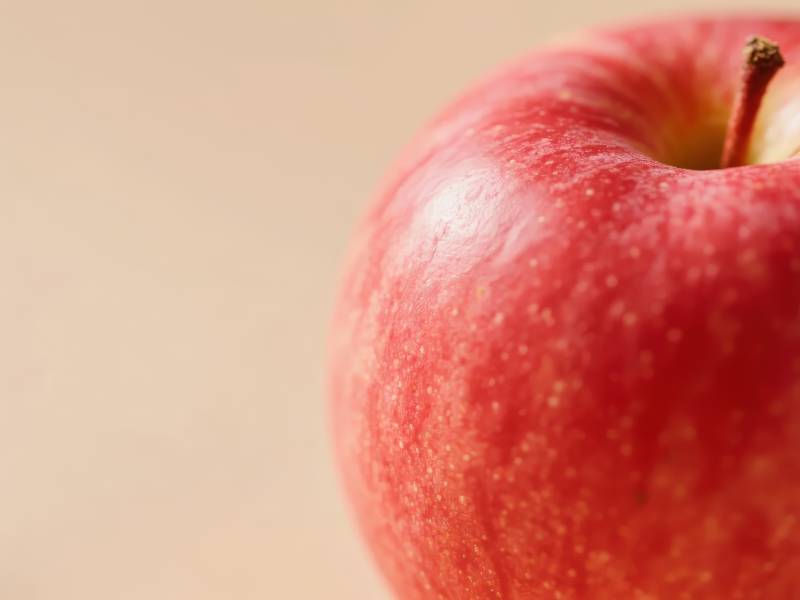 红苹果特写图片