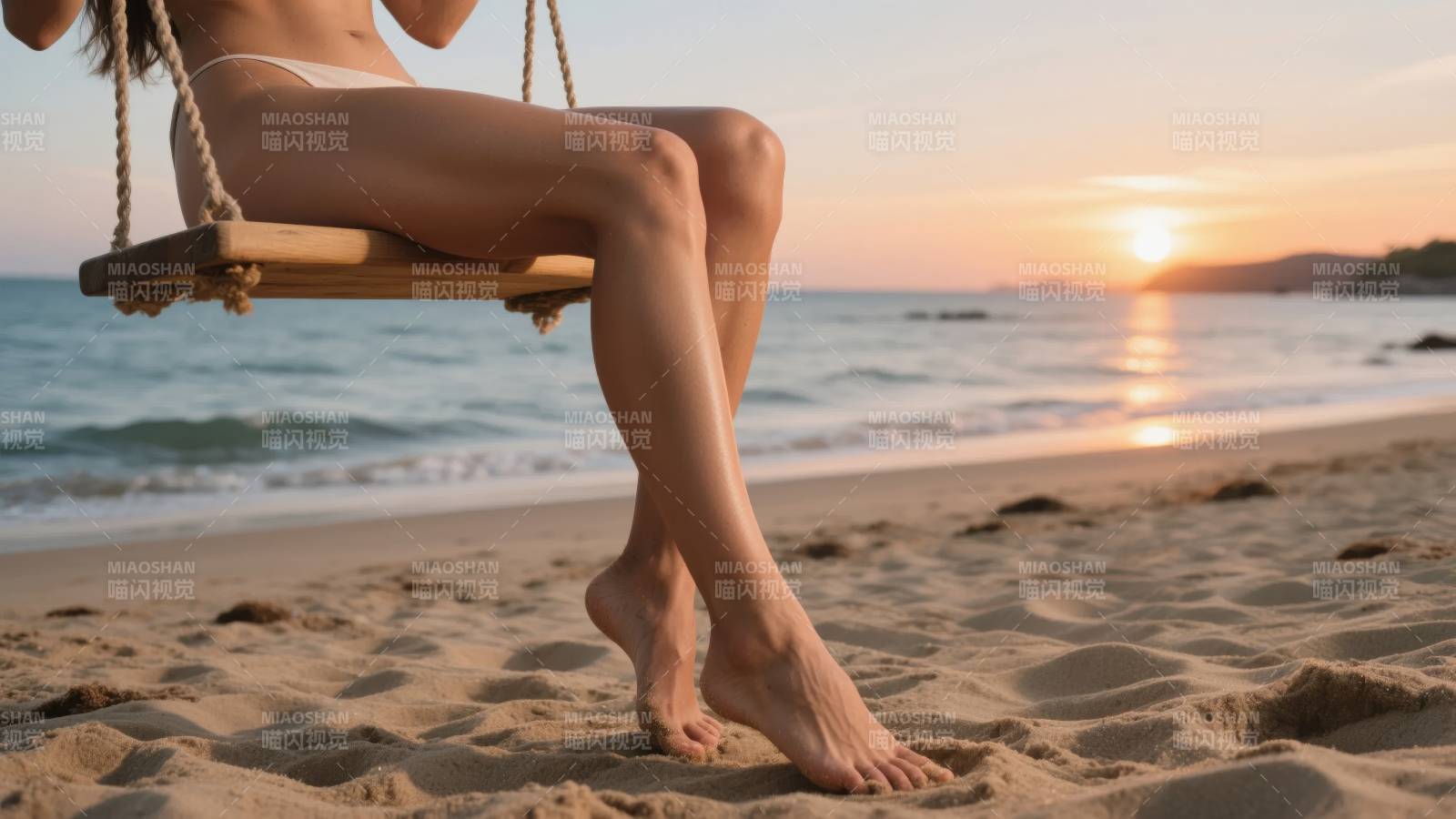 沙滩日落秋千时光图片