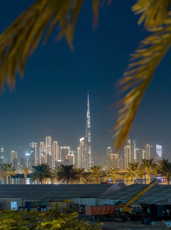 迪拜夜景璀璨图片