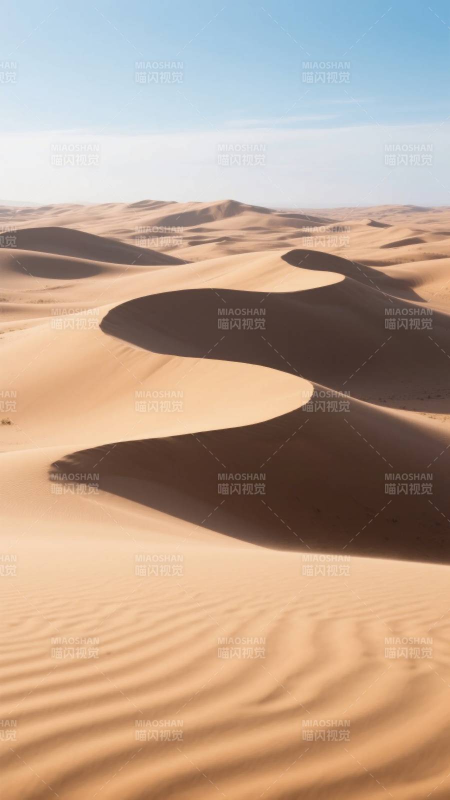 沙漠沙丘风光图片