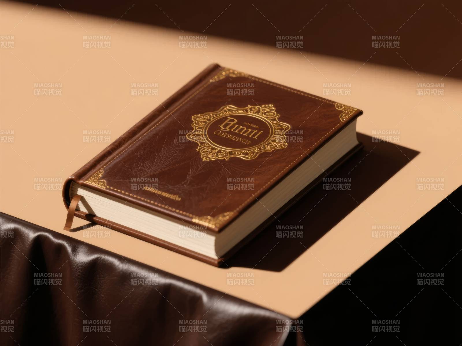 古籍静置 典雅书香图片