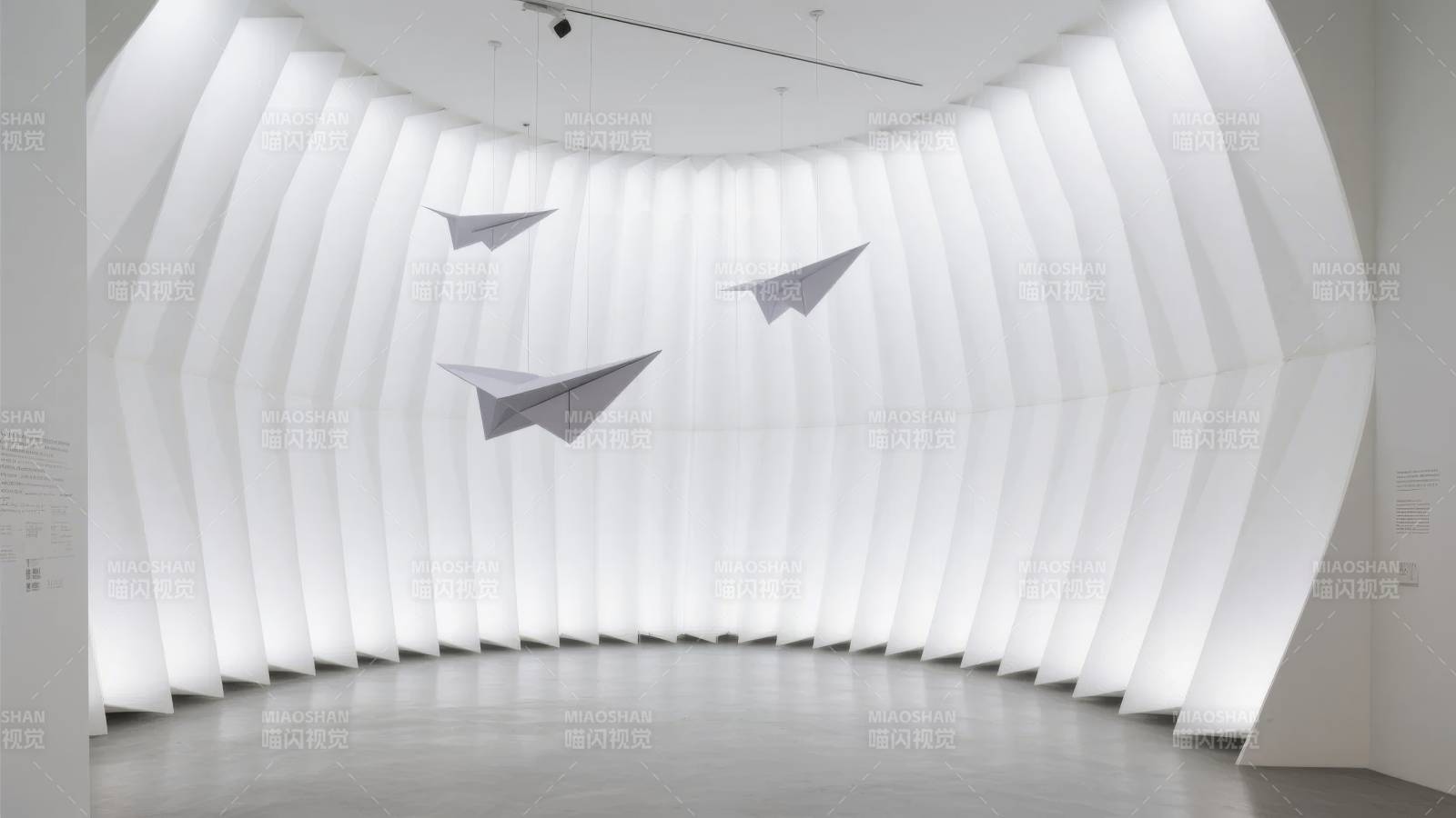 纸飞机飞行艺术展图片