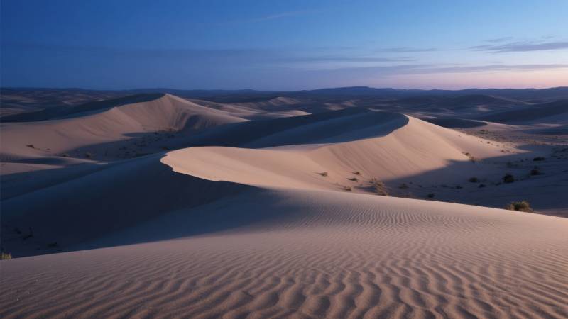 沙漠沙丘日落美景图片