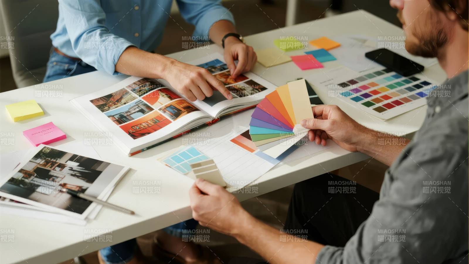 色彩设计讨论中图片