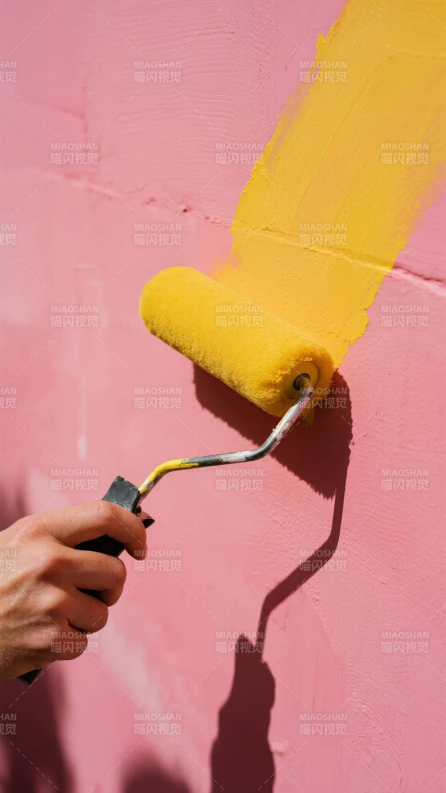 粉墙刷黄漆图片