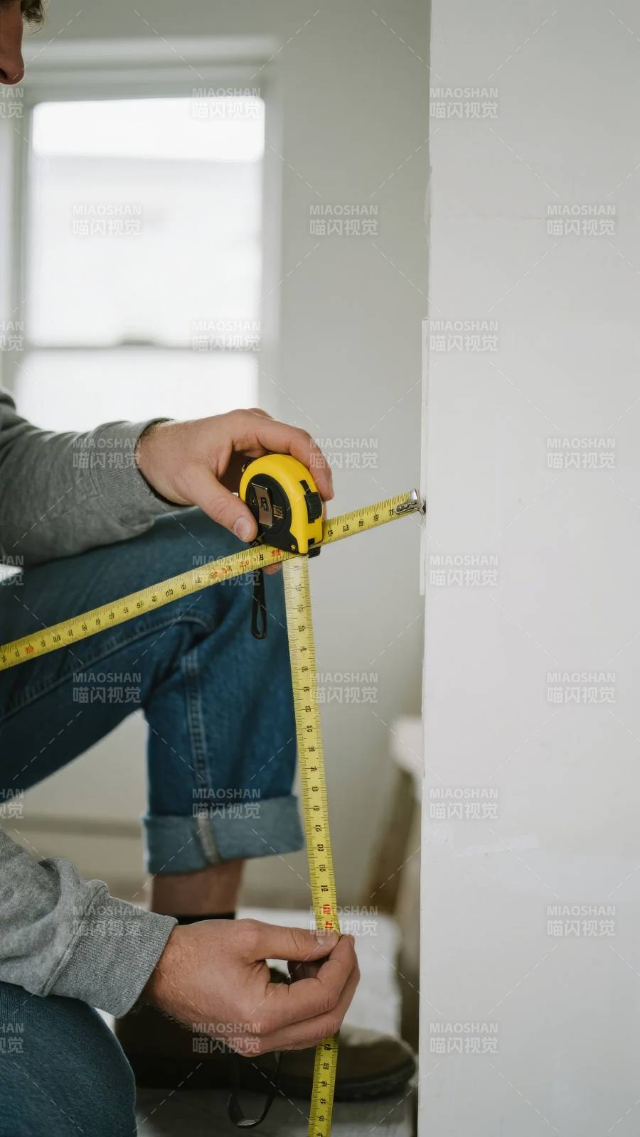 测量墙面尺寸图片