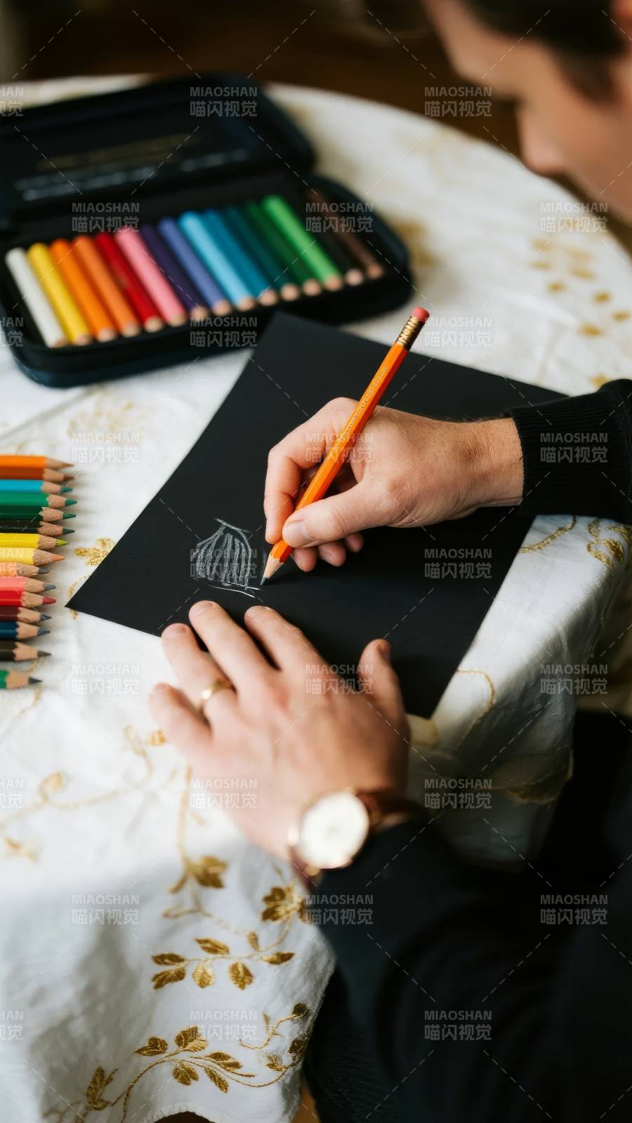 彩铅绘素描图片