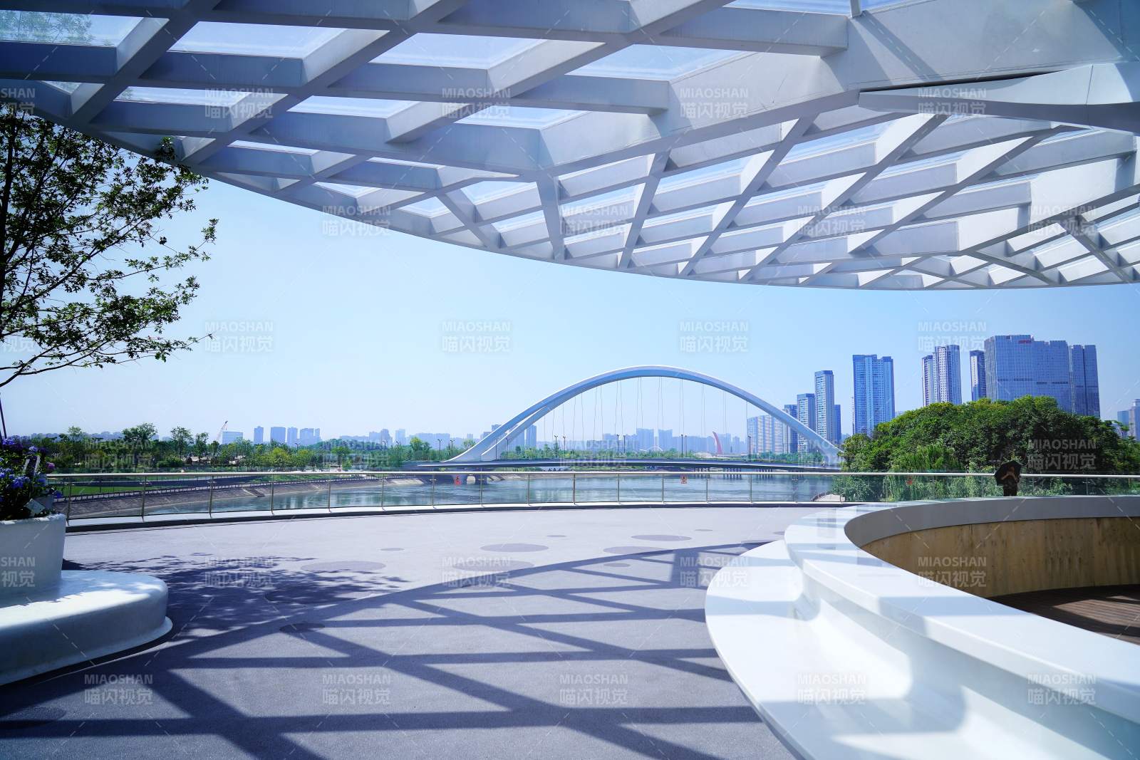 交子公园现代城市景观桥图片