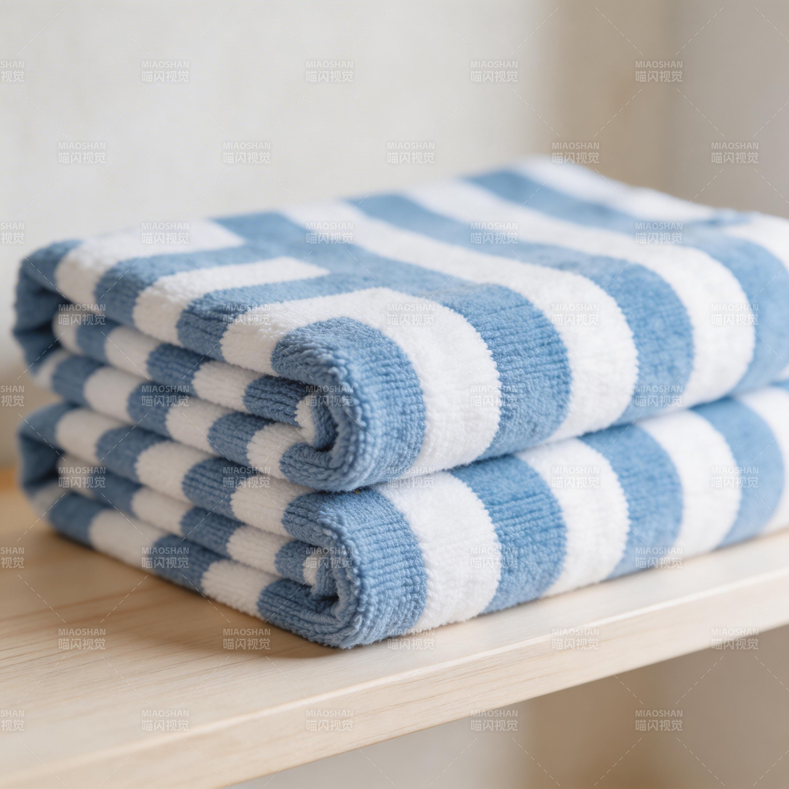 蓝白条纹毛巾图片