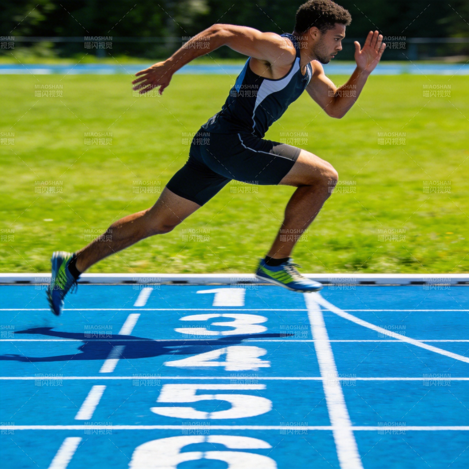 飞驰的短跑健将图片