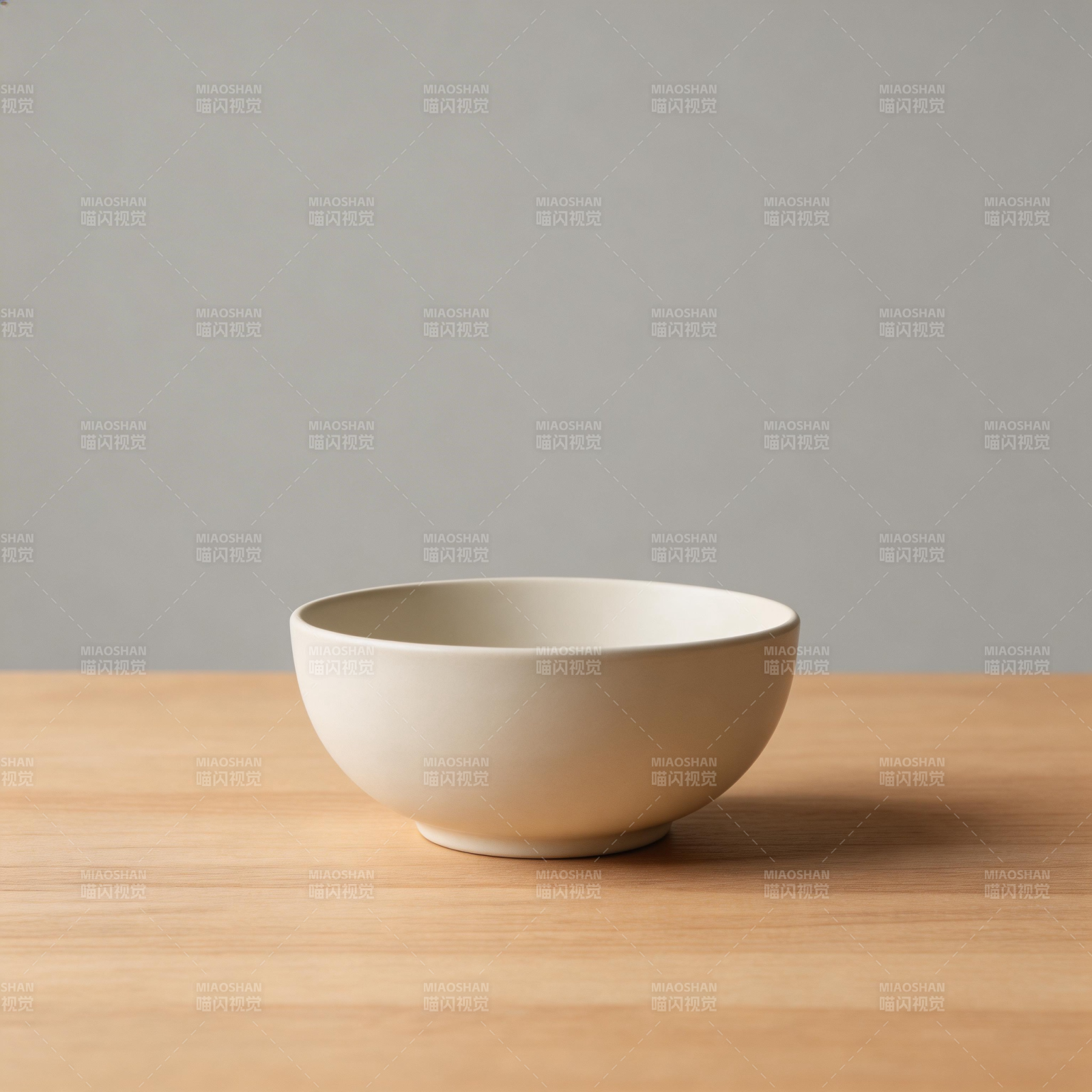 简约陶瓷碗图片