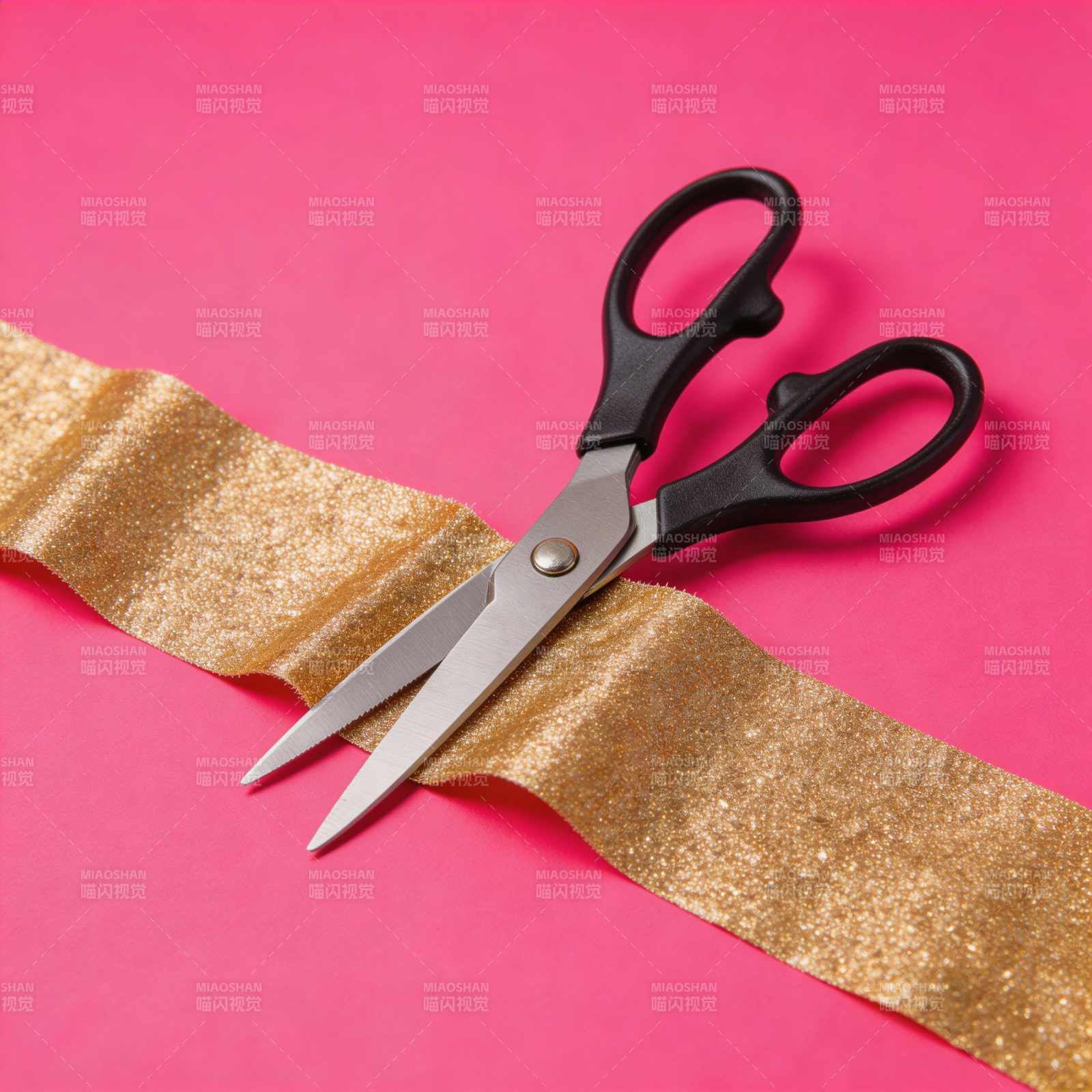剪刀裁金带图片
