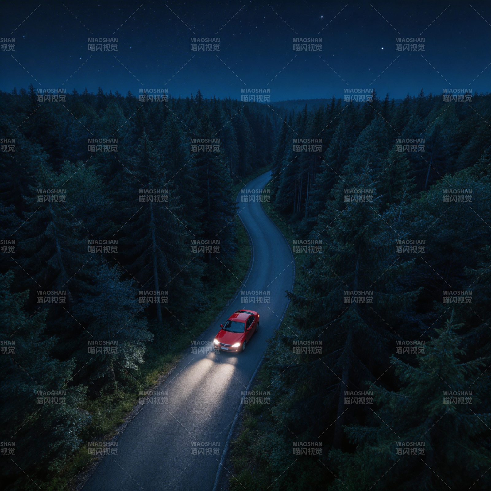 夜路红车行图片