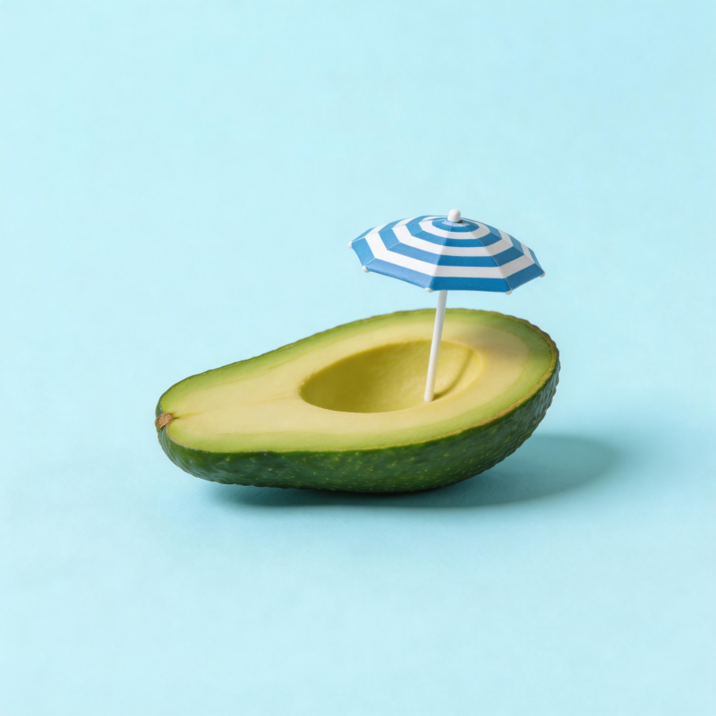 牛油果上的小伞图片