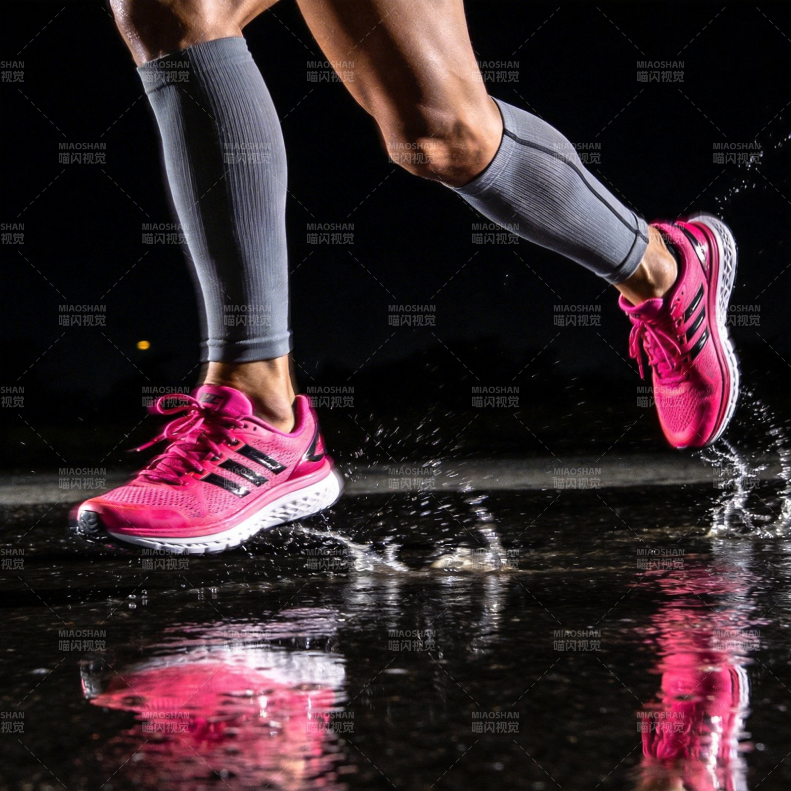 雨中奔跑的瞬间图片