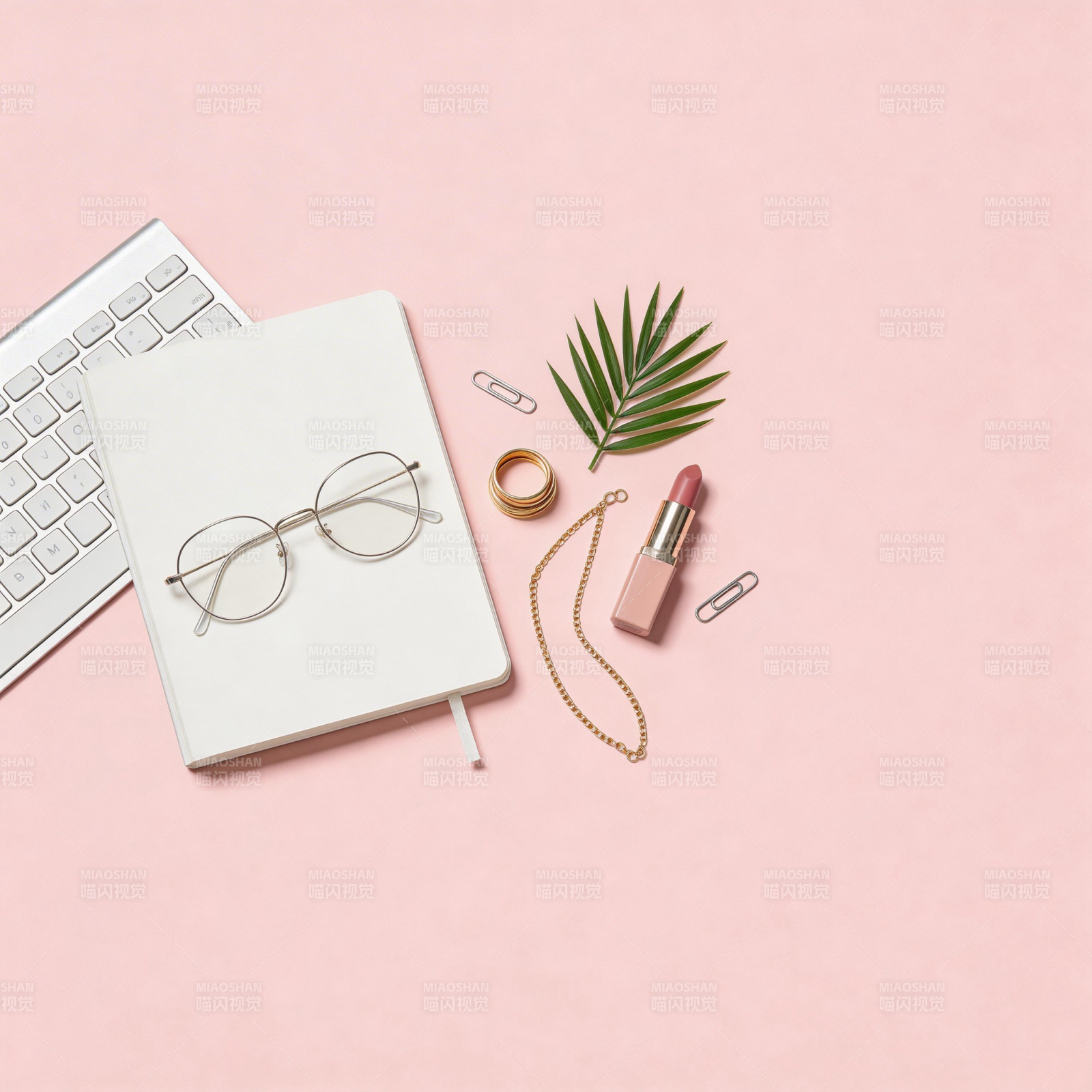 简约办公桌面图片