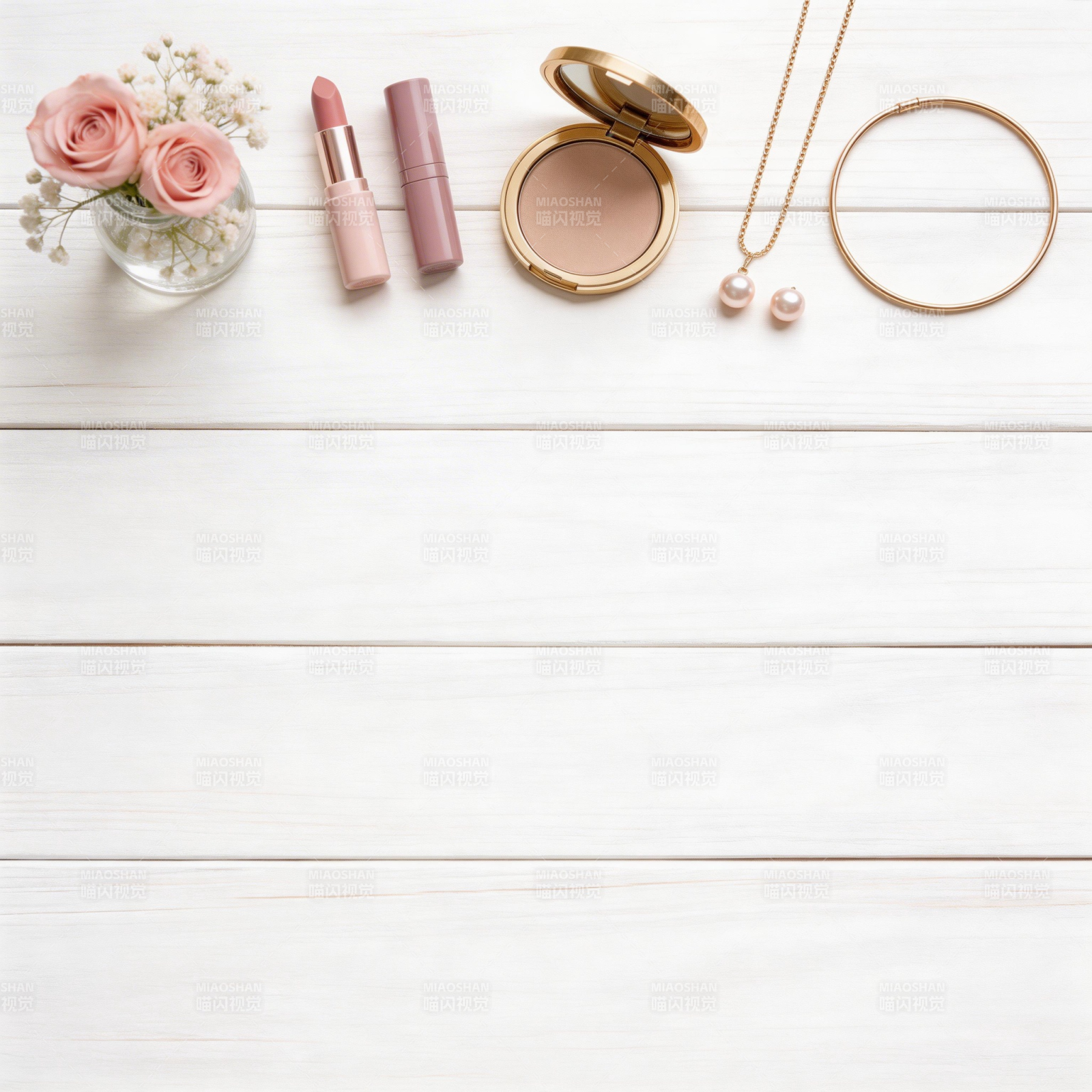 美妆与珠宝静物图片