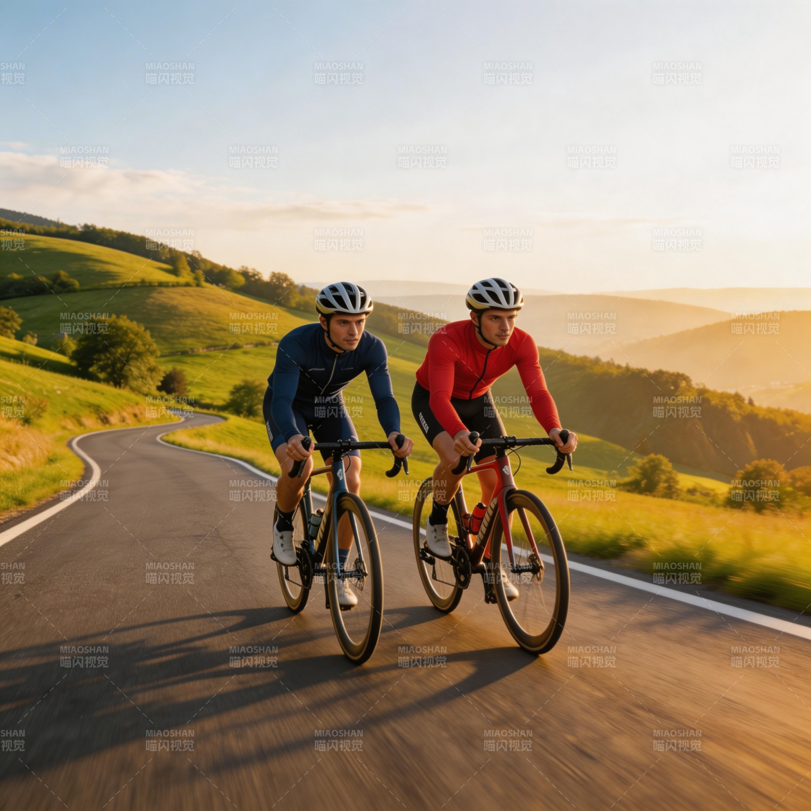 骑行山间 共赏美景图片