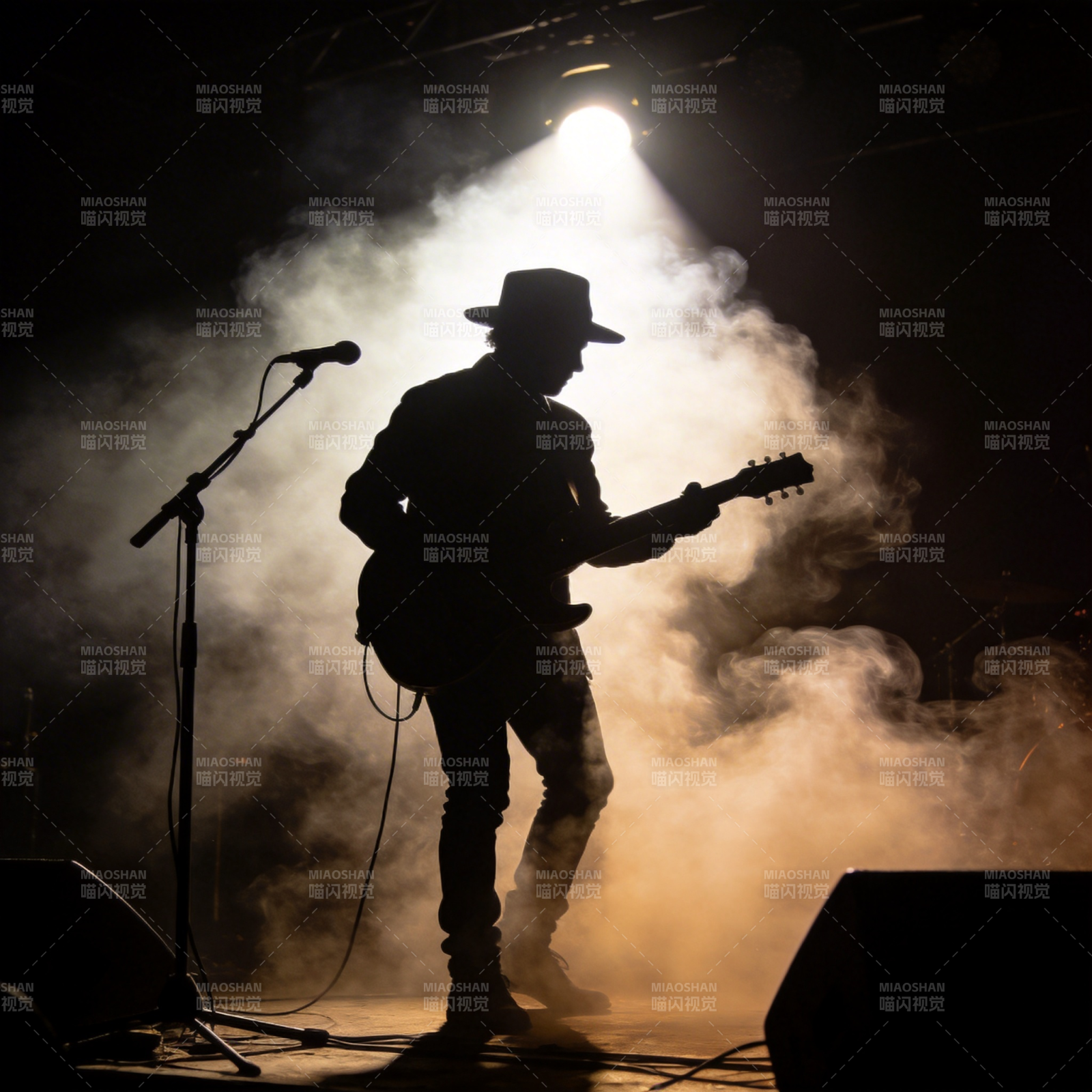 烟雾中的吉他手图片