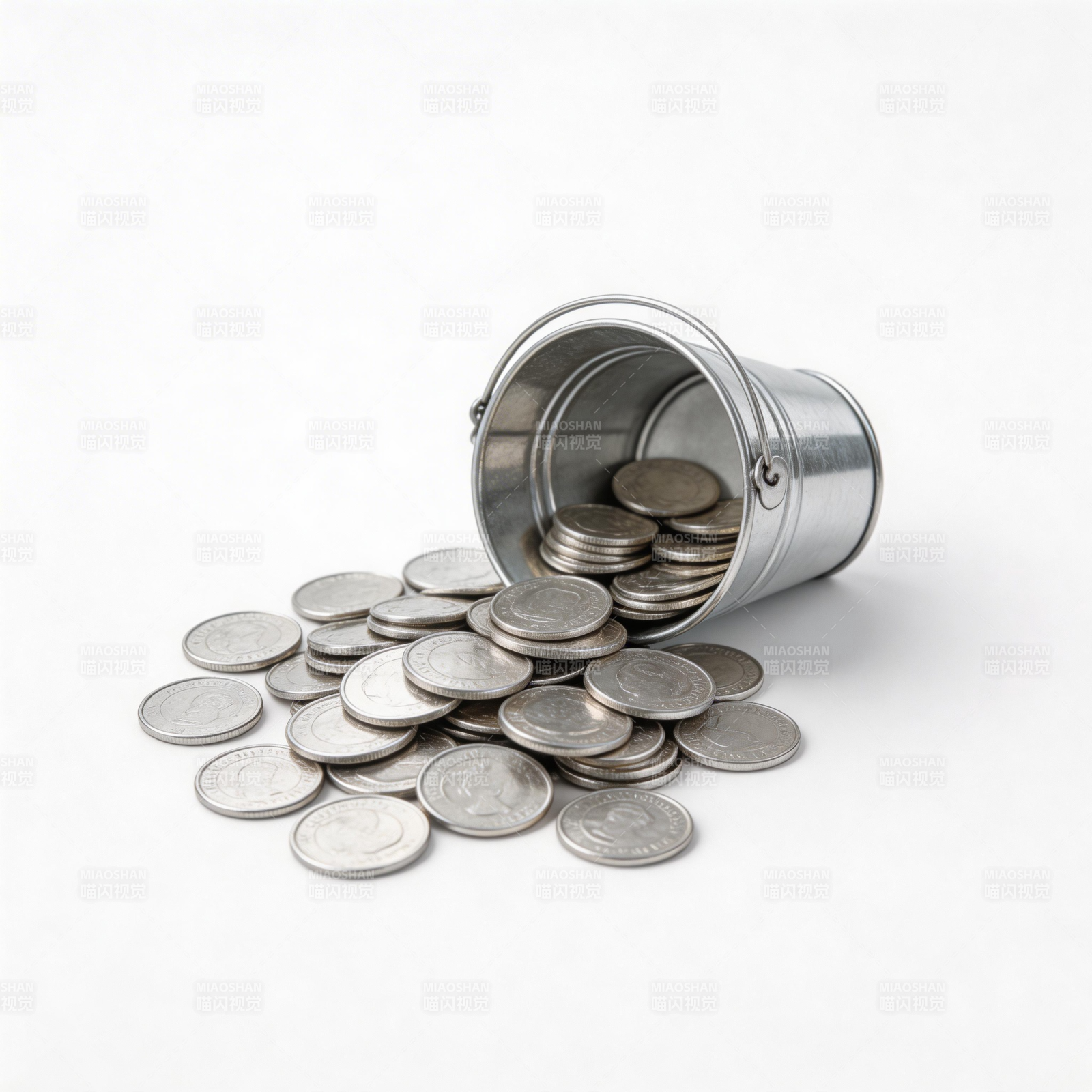 银币溢出小桶图片