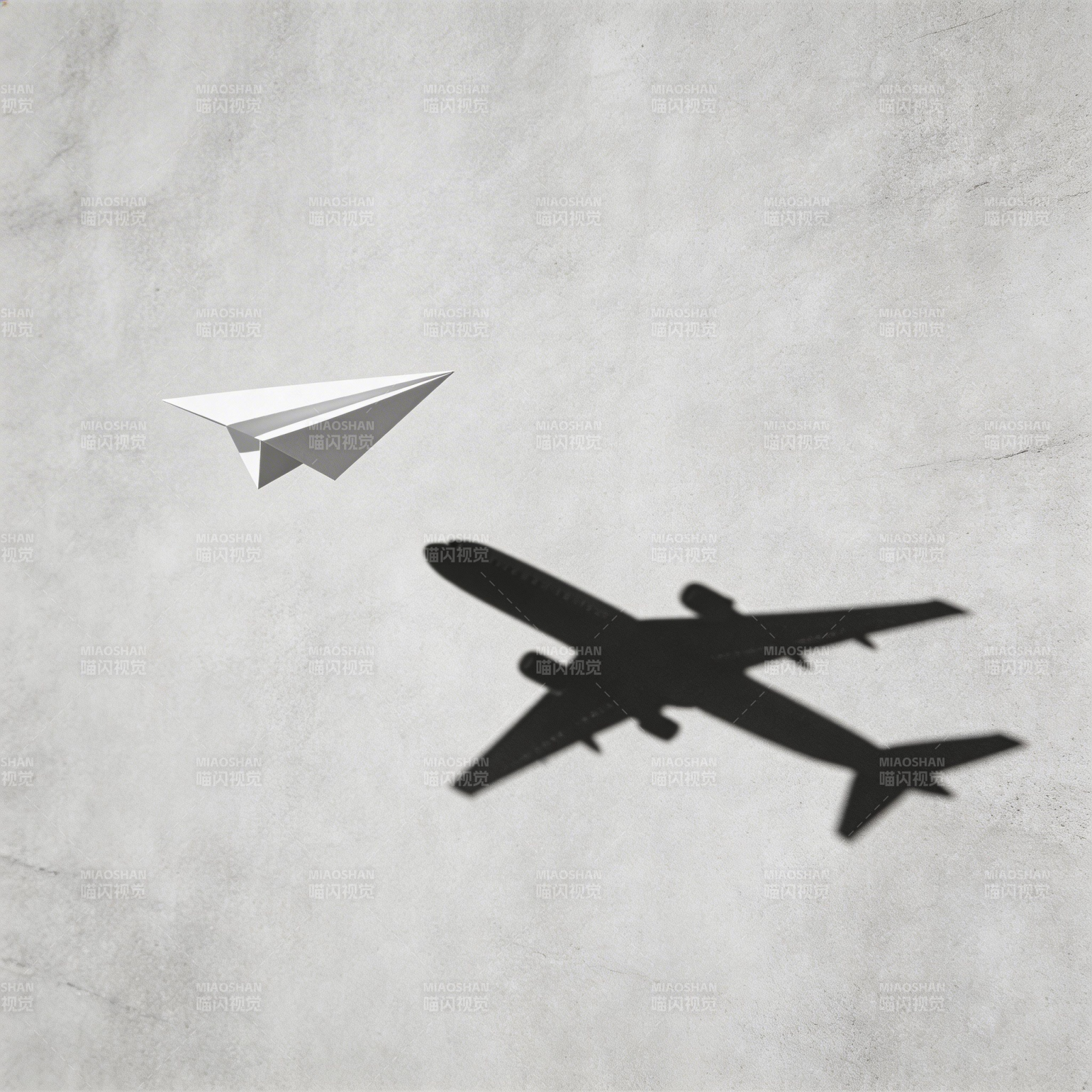 纸飞机与影子的对话图片