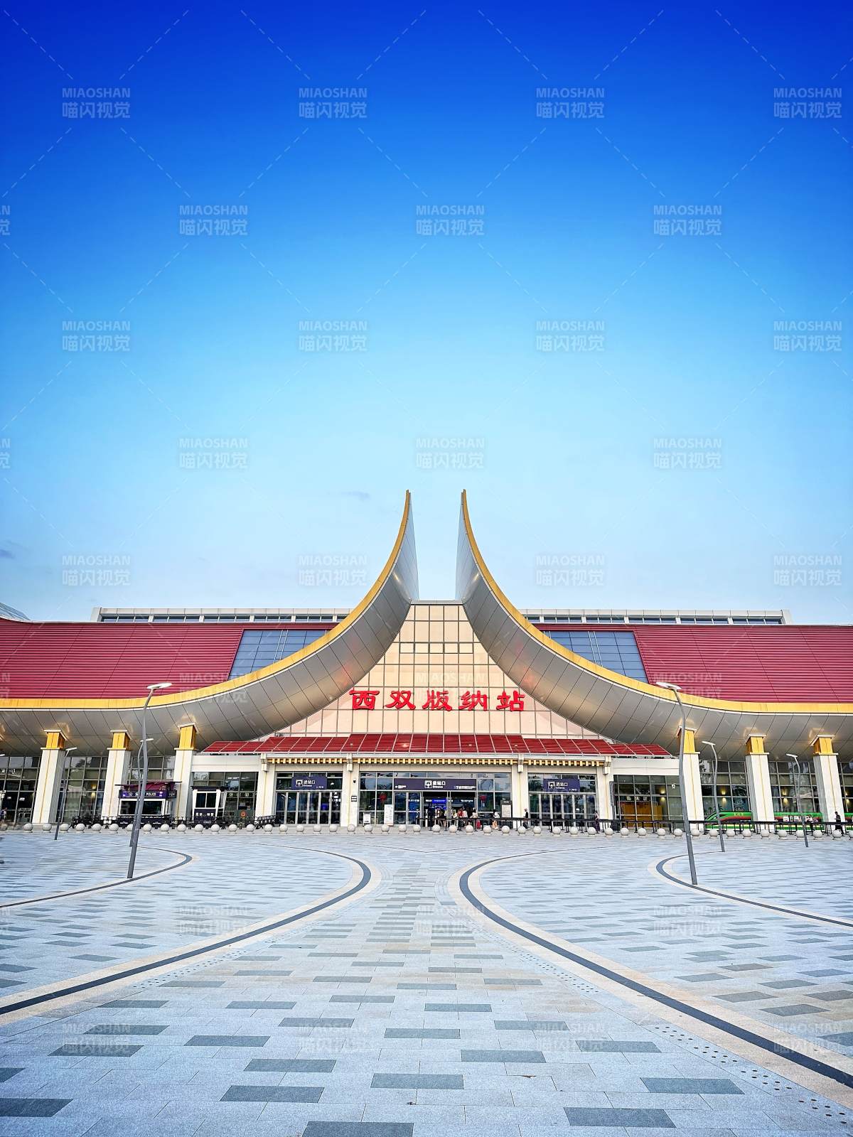 西双版纳站图片