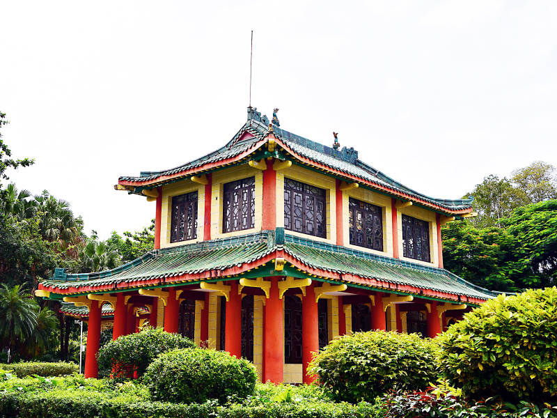 古色古香的亭台楼阁图片