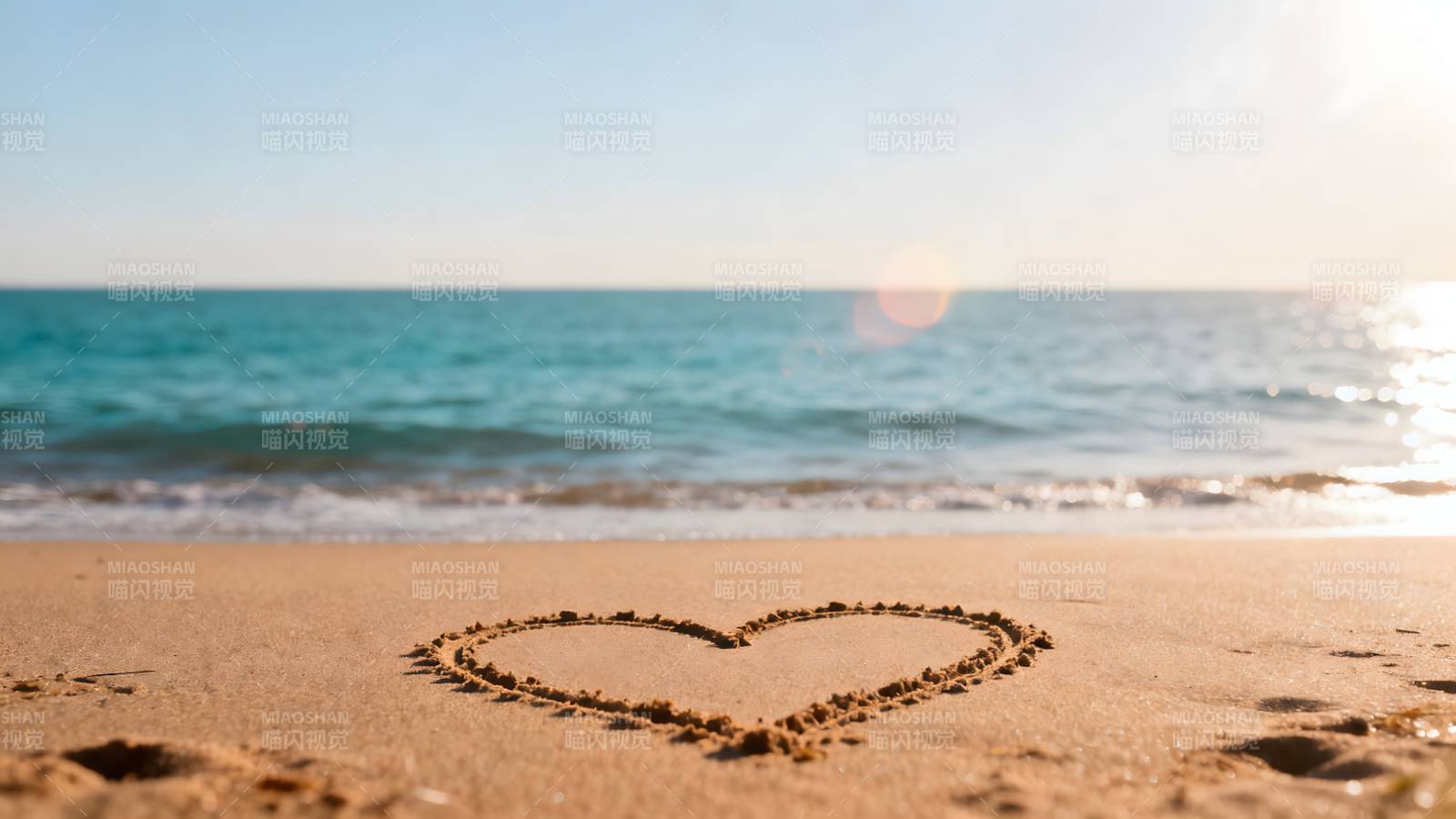 沙滩心形印记图片