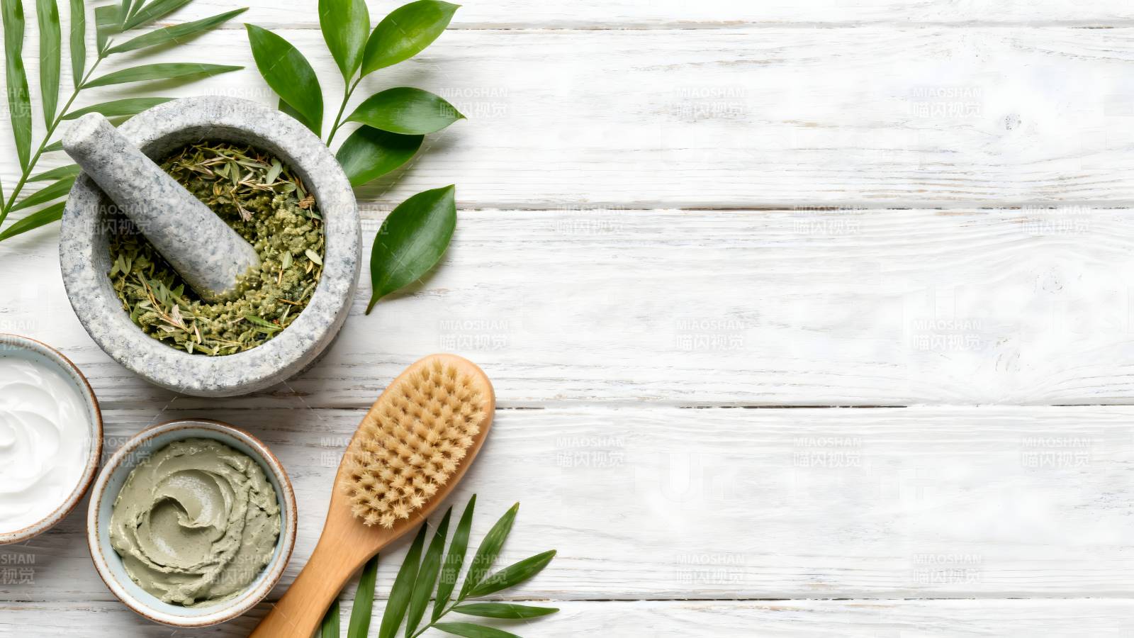 天然护肤套装图片