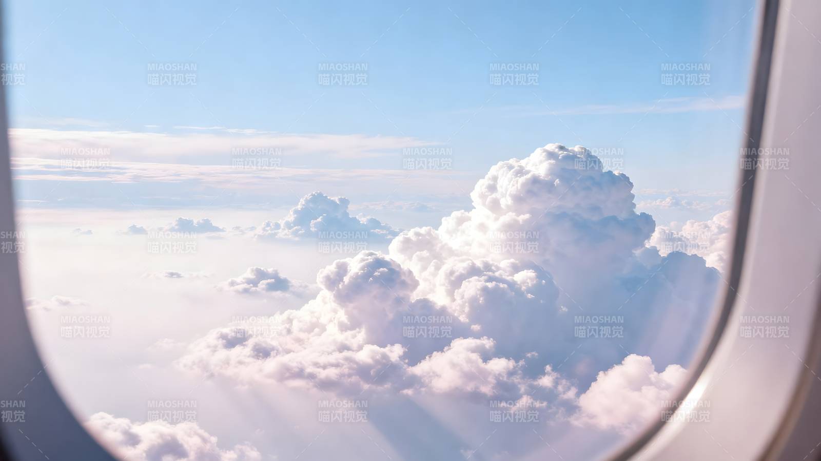 窗外云海美景图片