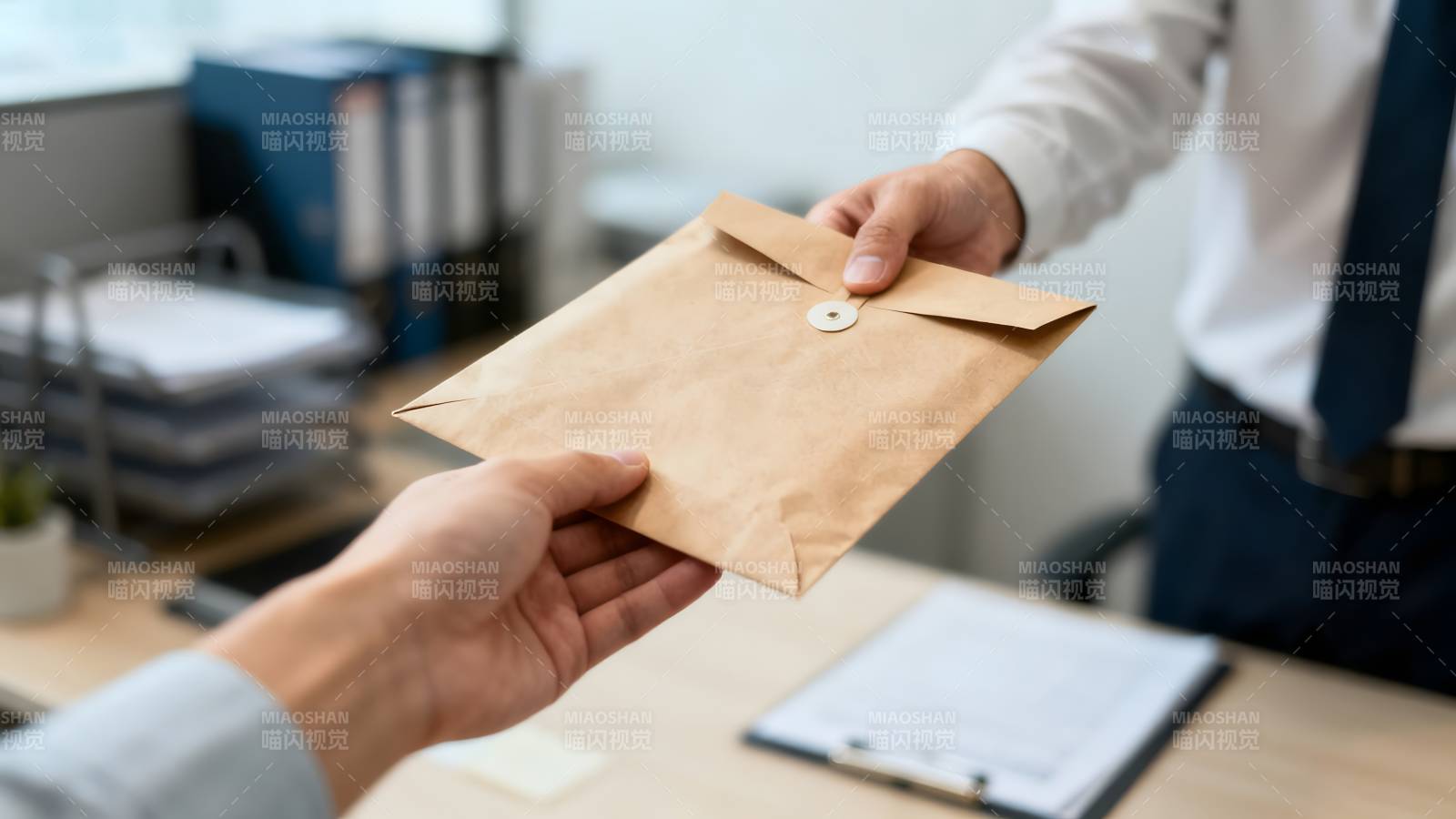 递送文件场景图片