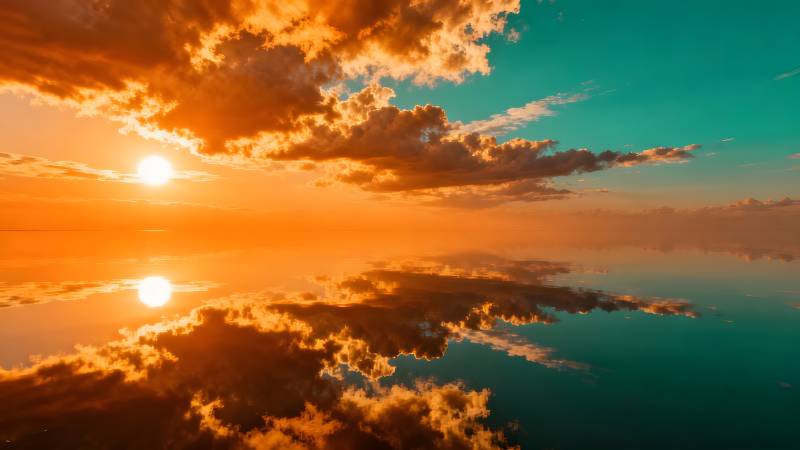 夕阳映湖 云影共长天图片