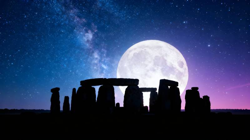 巨石阵月夜奇景图片