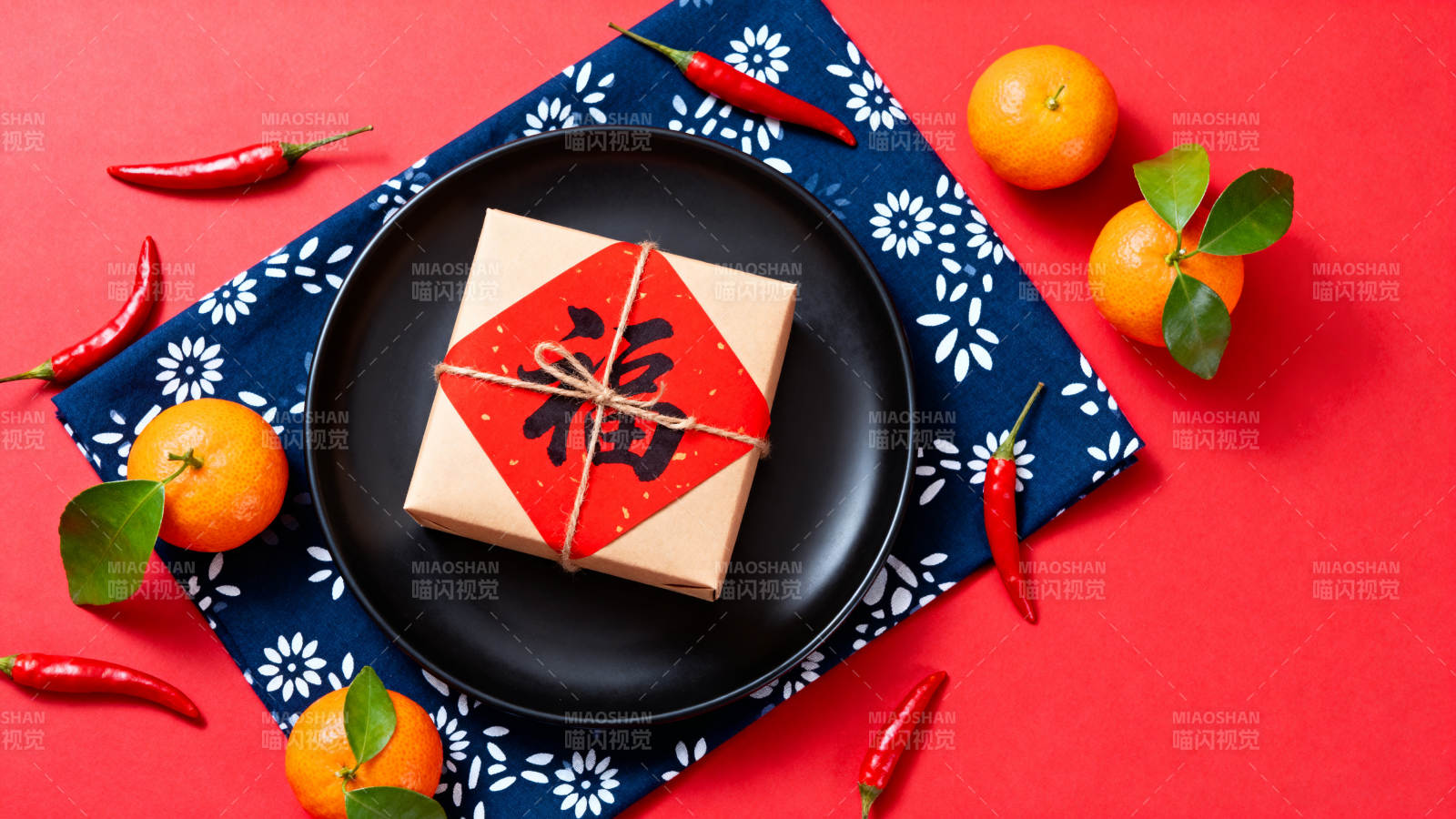 福字礼盒迎新春图片