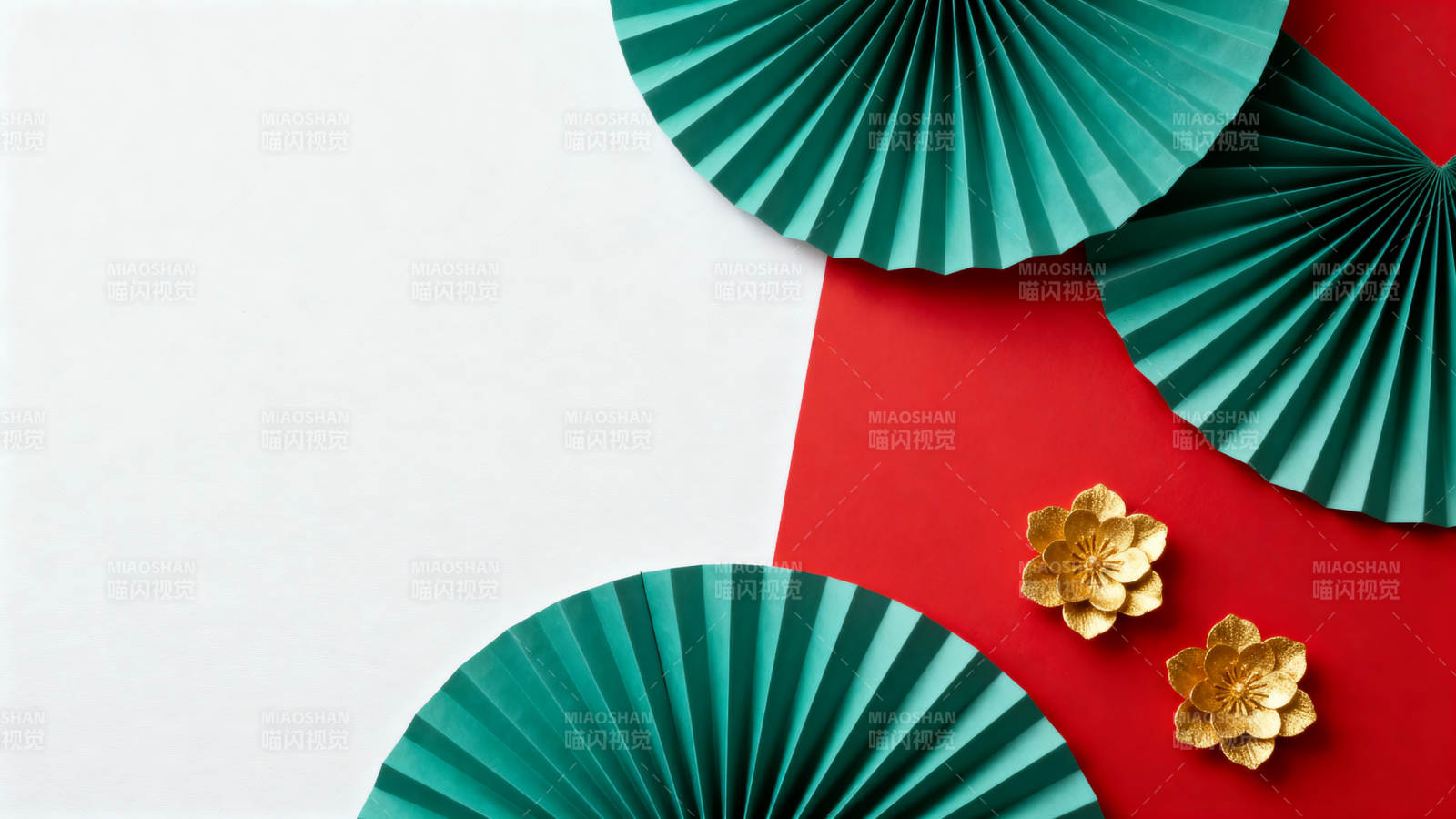 绿扇金花红白相映图片