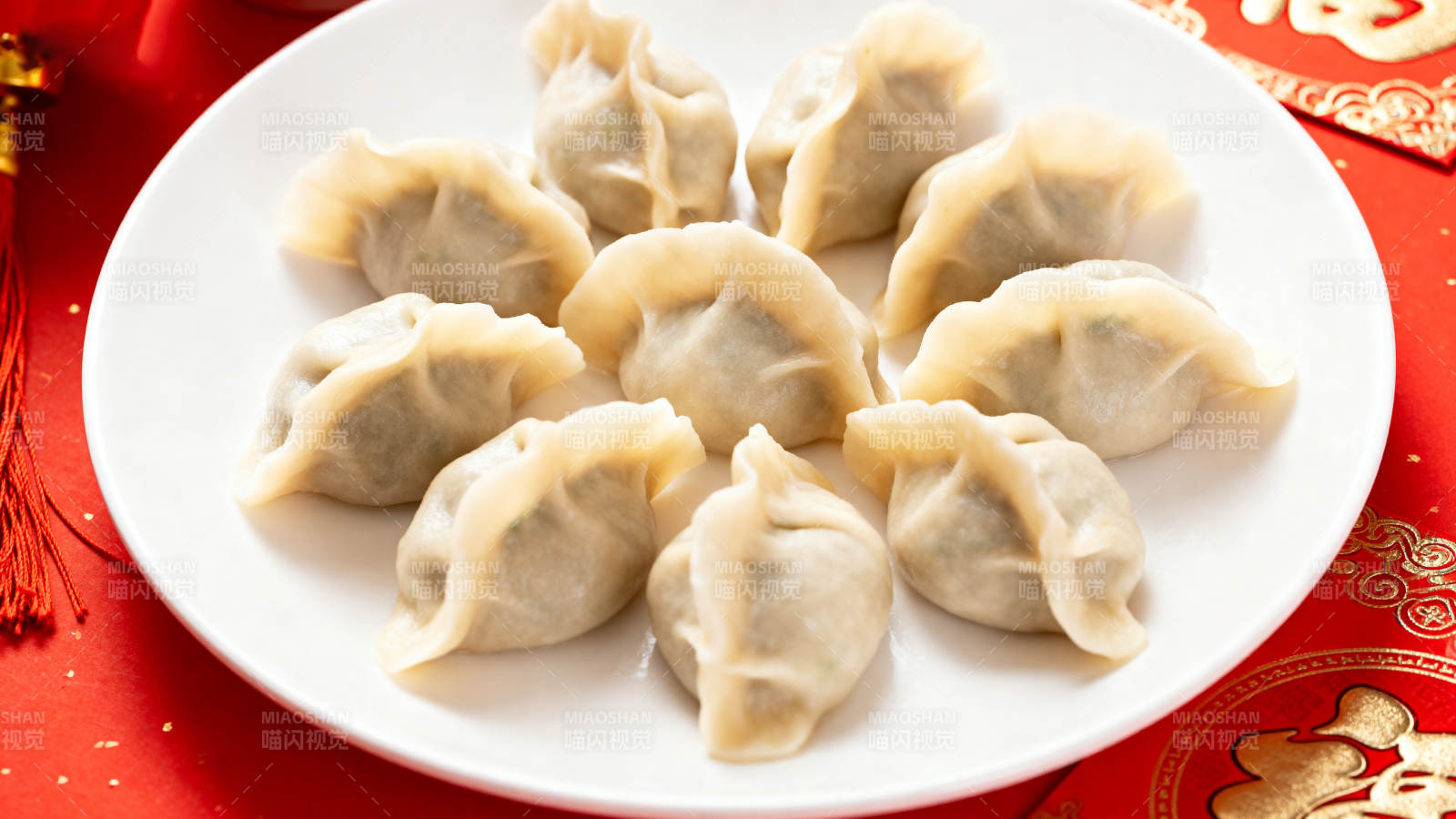 饺子宴客 团圆喜庆图片