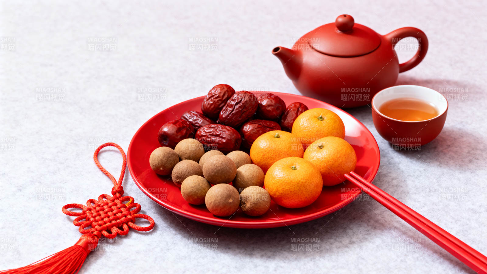 年味果盘茶香图片