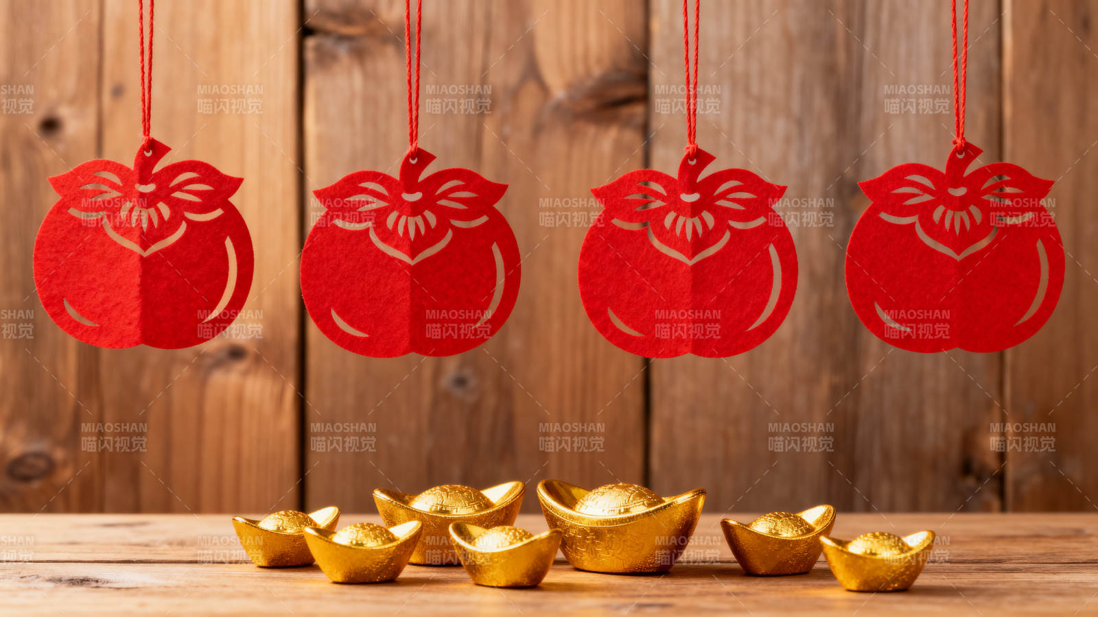 红柿金锭迎新春图片