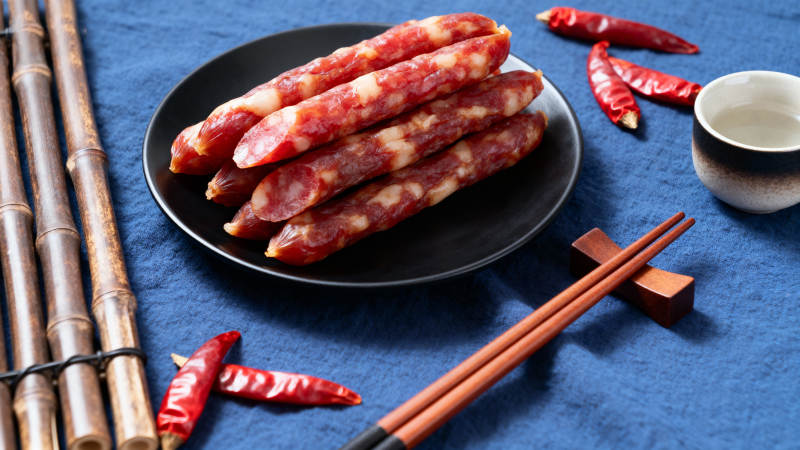 香肠配辣椒 美味诱人图片