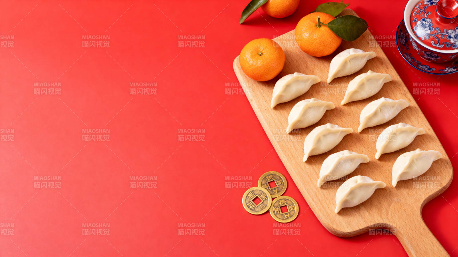 新春饺子与金桔图片