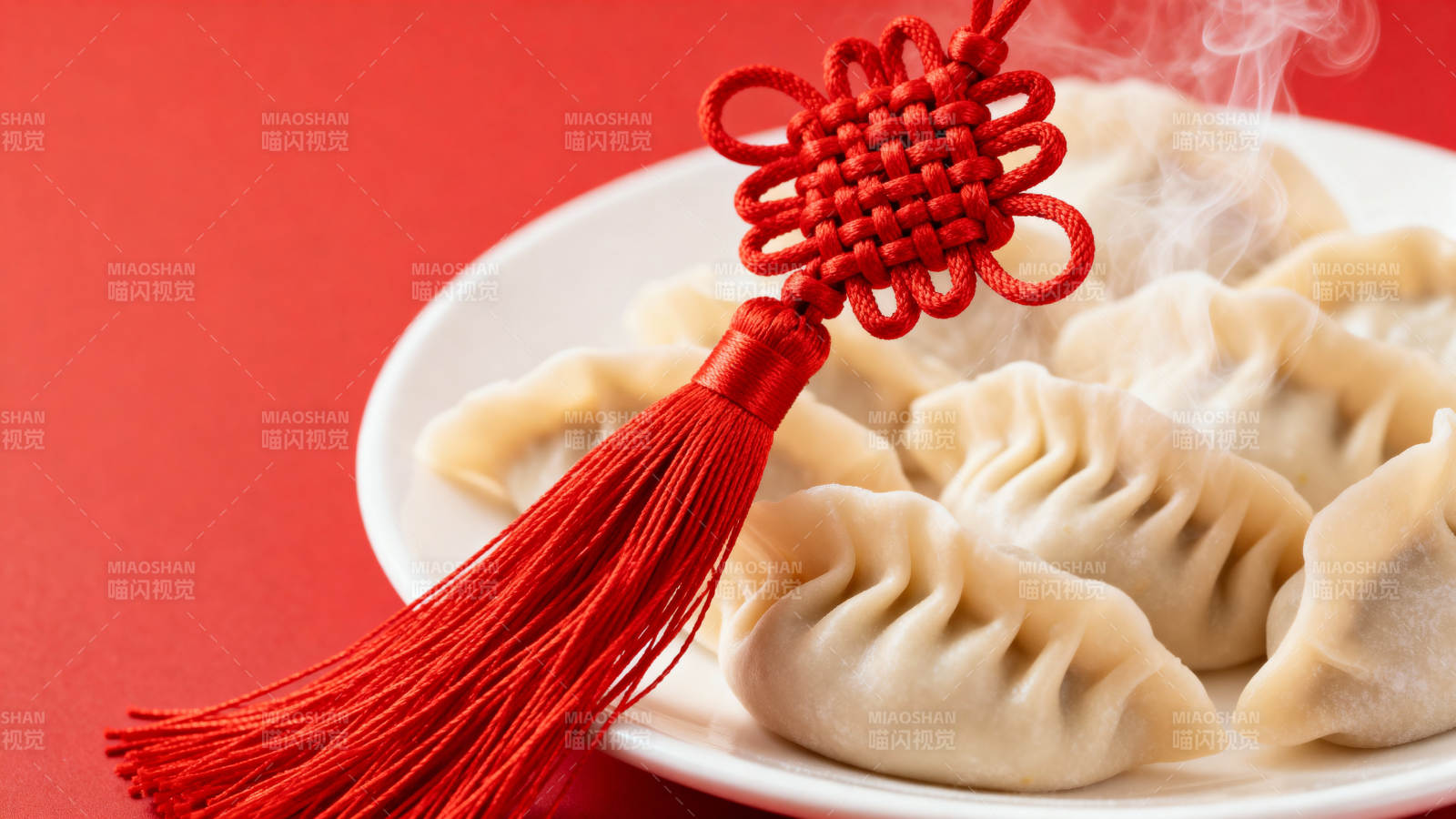 饺子配中国结图片