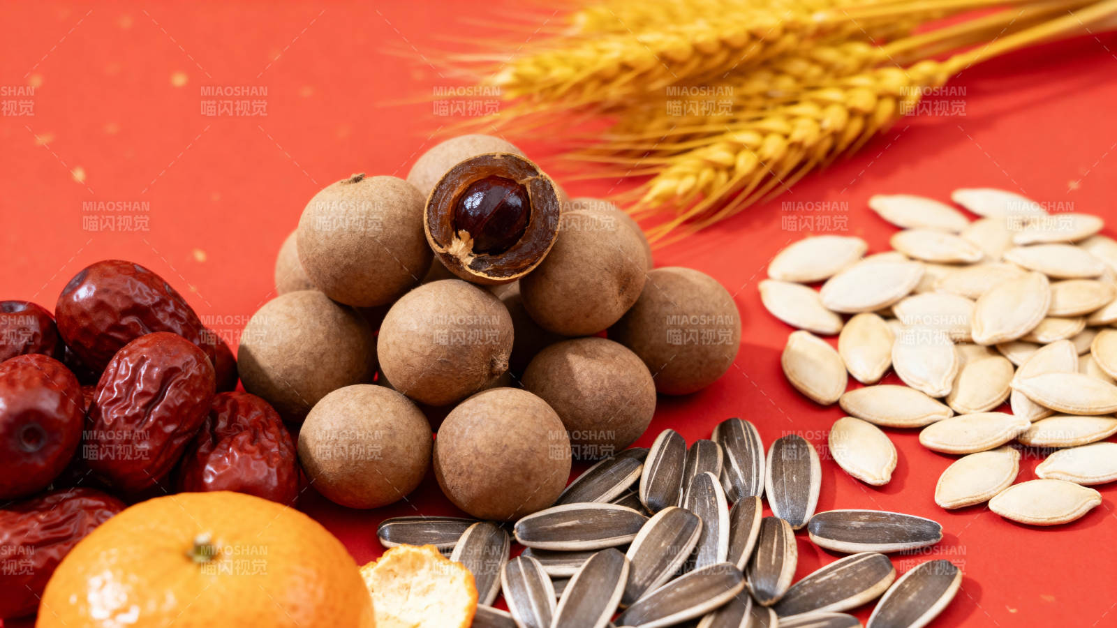 丰收果实与谷物图片