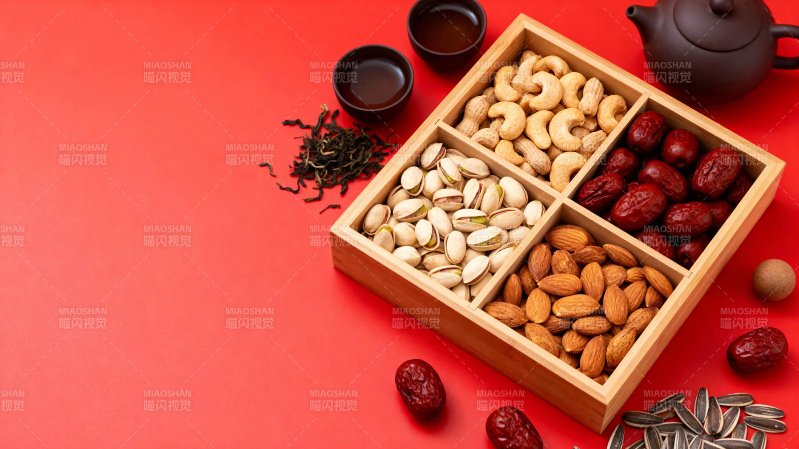 坚果果干茶点组合图片