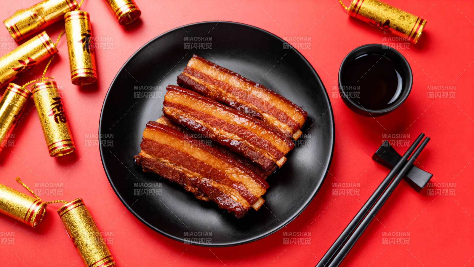 红底金卷配烤肉图片