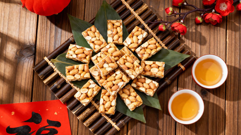 花生糖茶点摆盘图片